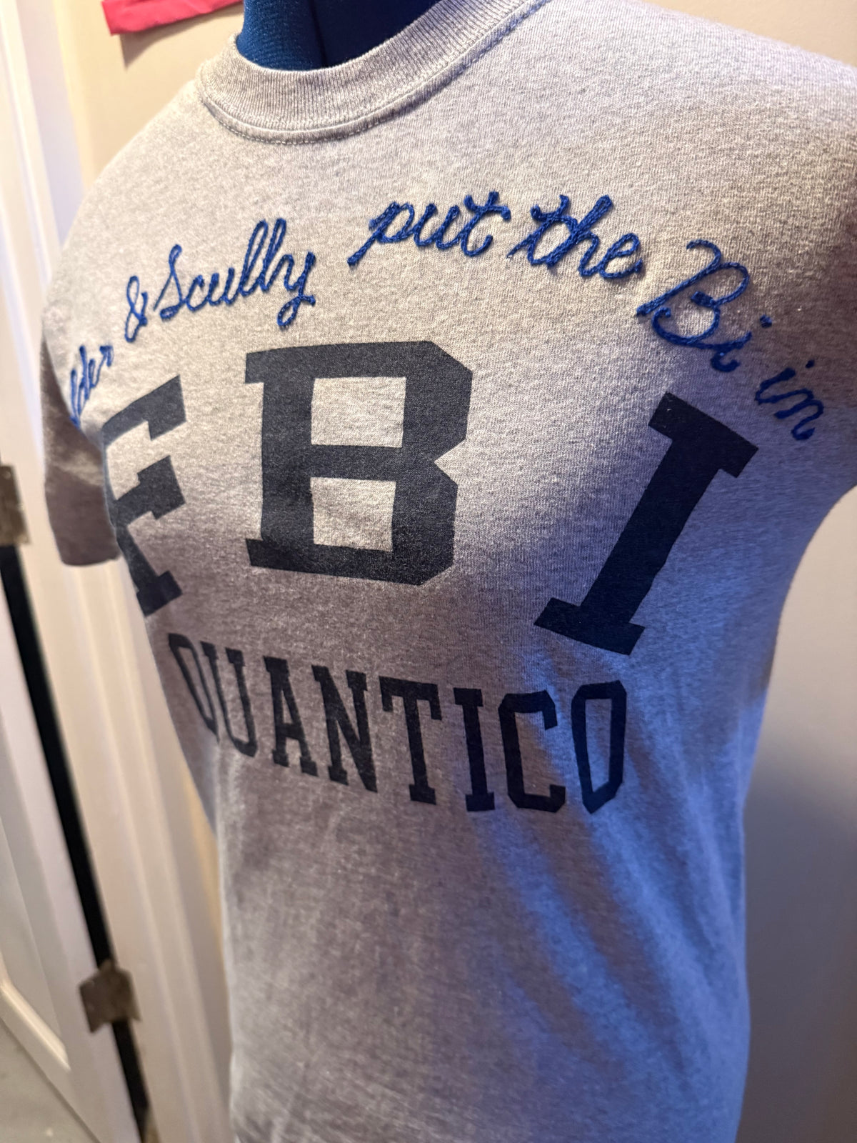 Bi in FBI VTG Gray S/S Crewneck Tee - SM