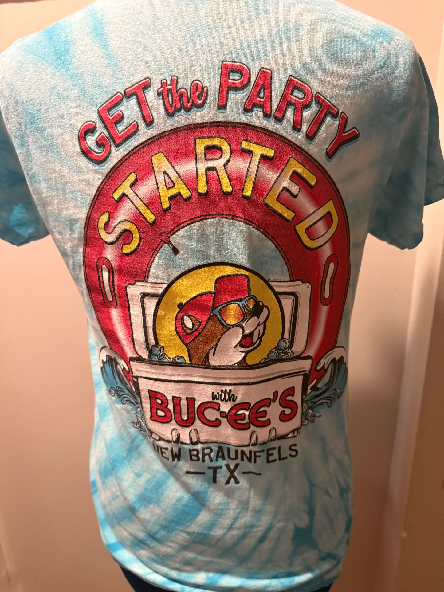 I got married to my gay husband in the bathrooms at Buc-ees Blue Tie-Dye Printed Tee - SM