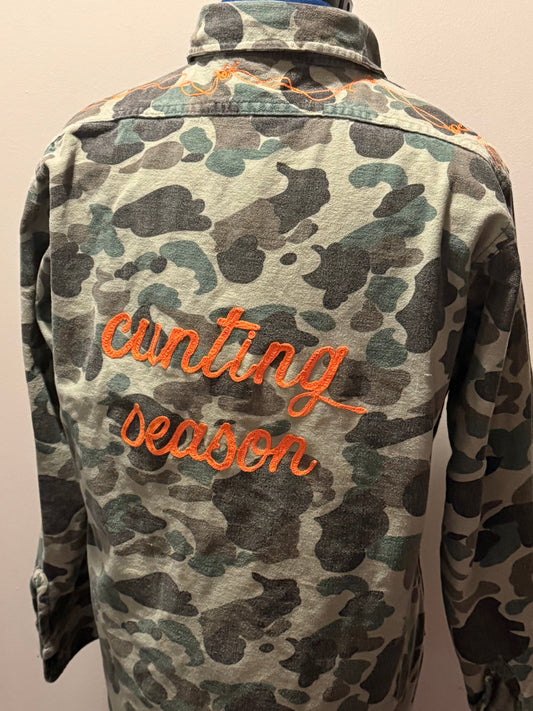 Cunting Season Barbed Wire + Target Vintage Camo L/S Button-Up Shirt
