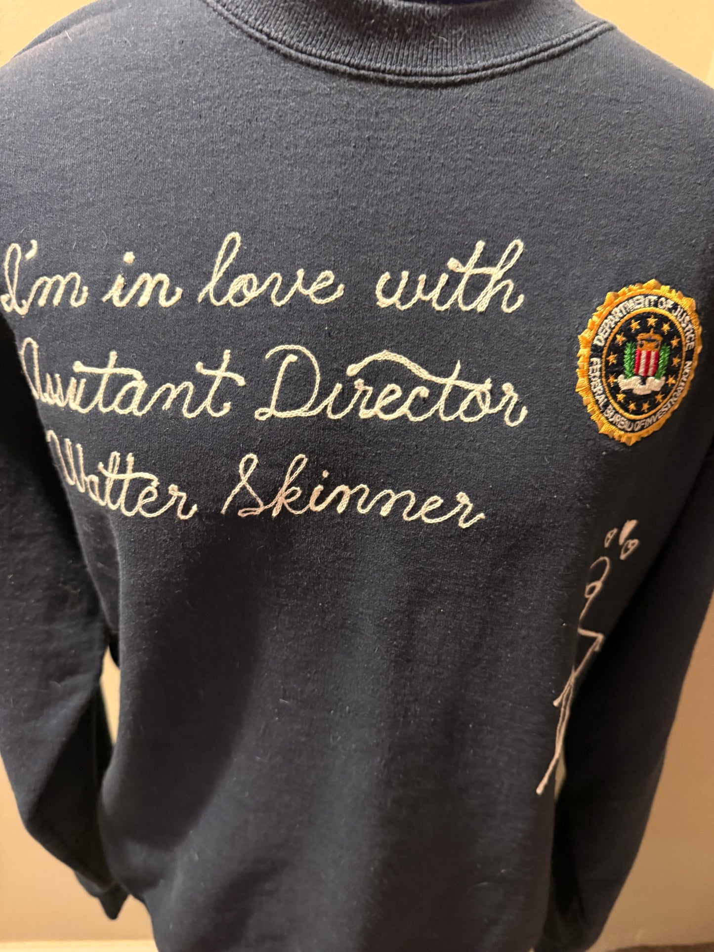 I'm in love with Asst Dir Skinner Navy L/S Crewneck Sweatshirt - LG