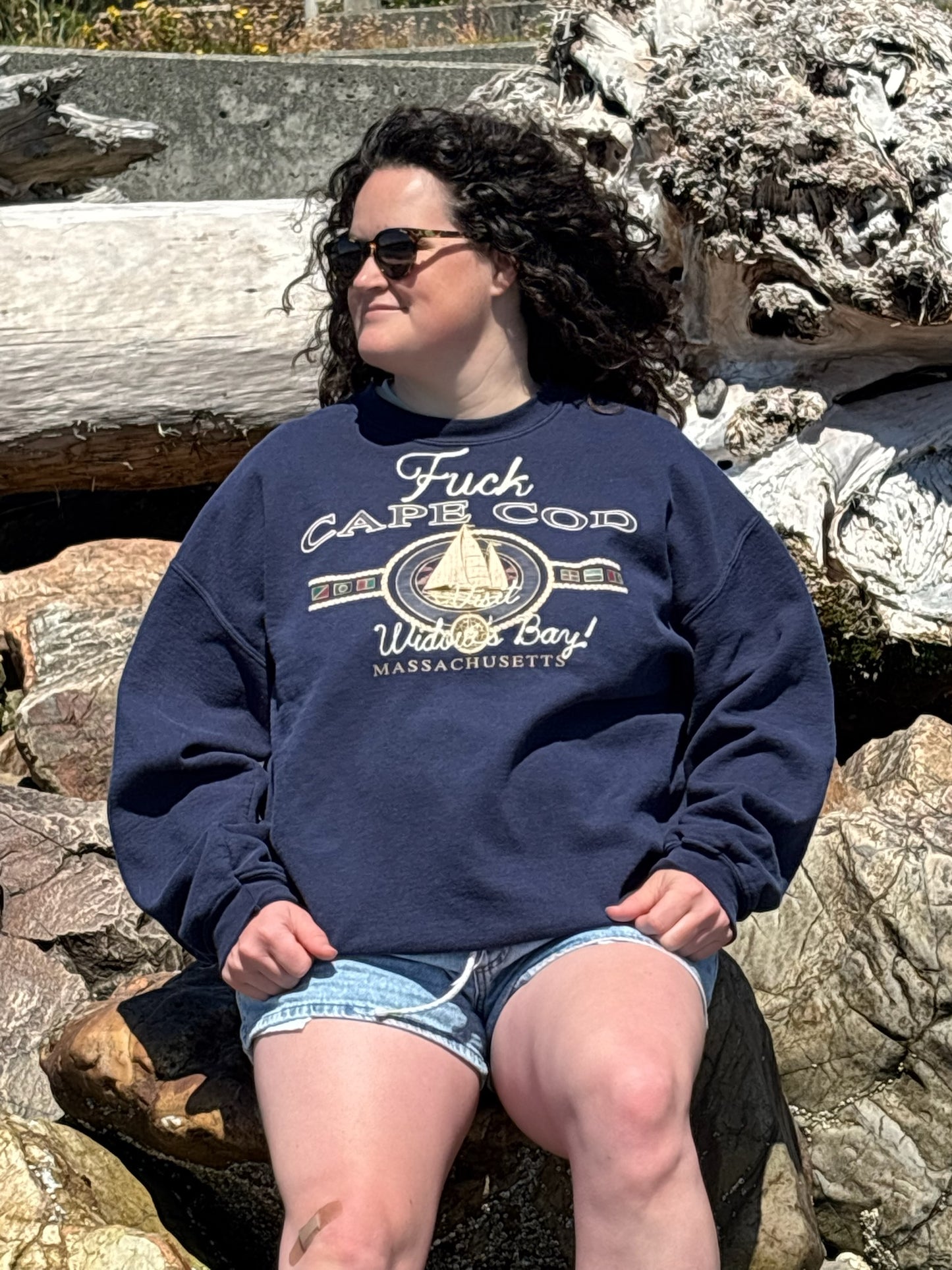 F*ck Cape Cod! Visit Widow's Bay! VTG Navy Graphic Print Crewneck Sweatshirt -