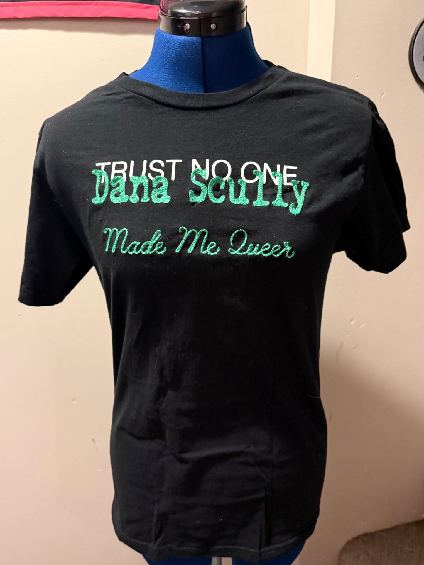 Dana Scully Made Me Queer The X-Files Tee - MD