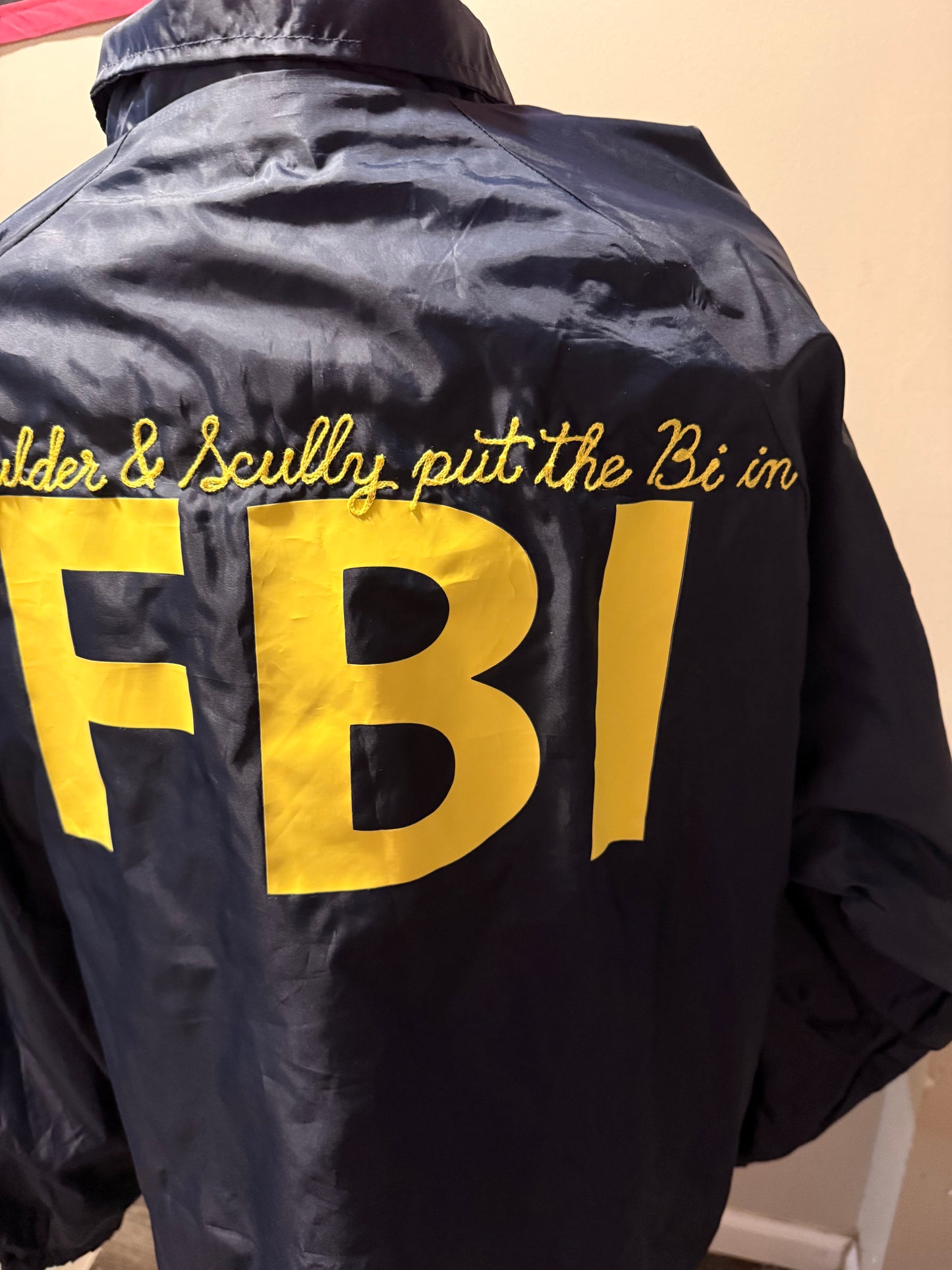 Bi in FBI Vintage Navy + Gold L/S Windbreaker Jacket - 2XL