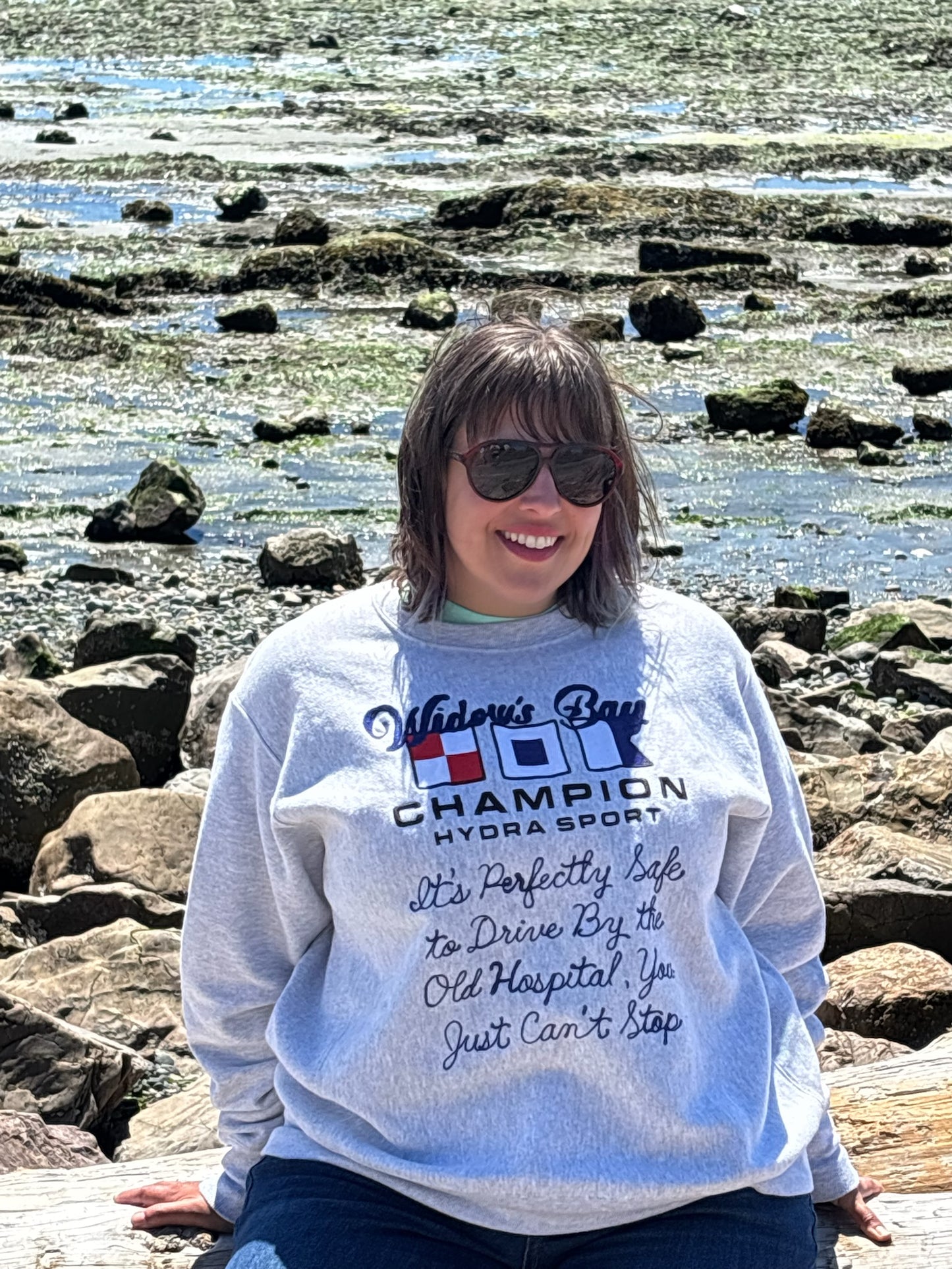 The Old Hospital at Widow's Bay VTG Crewneck Sweatshirt - LG