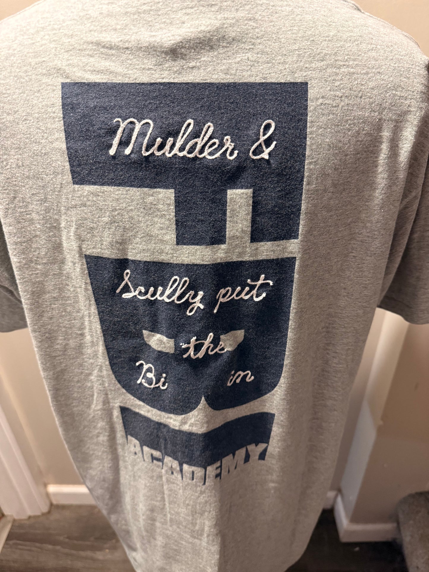Bi in FBI VTG Gray S/S Crewneck Tee - LG