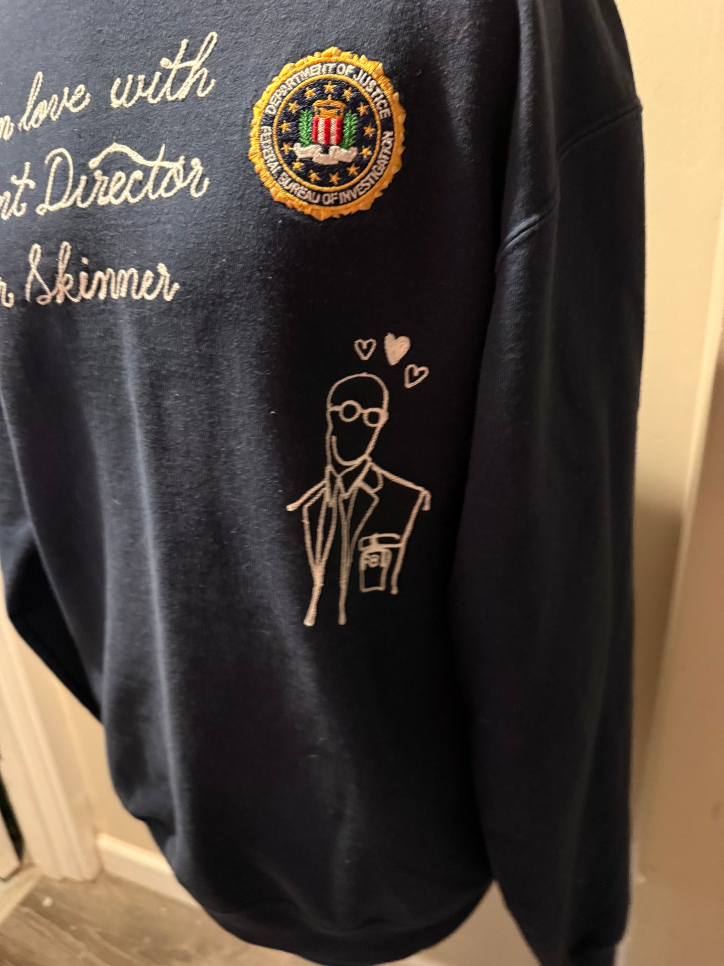 I'm in love with Asst Dir Skinner Navy L/S Crewneck Sweatshirt - LG