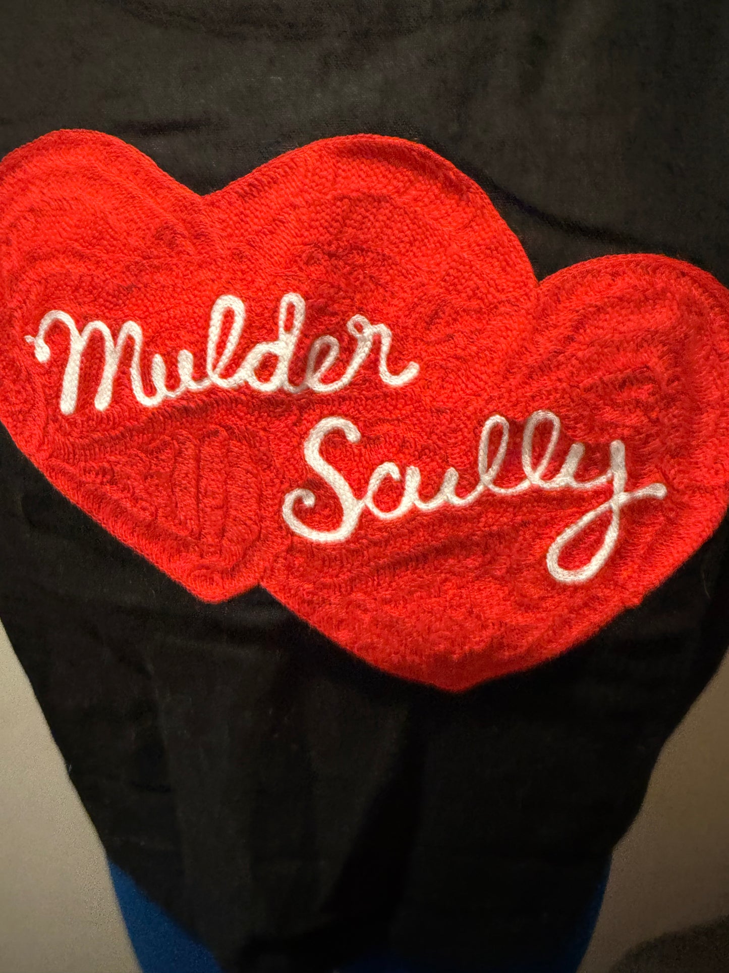 Mulder & Scully Hearts Linen High Neck Crop Tank - LG
