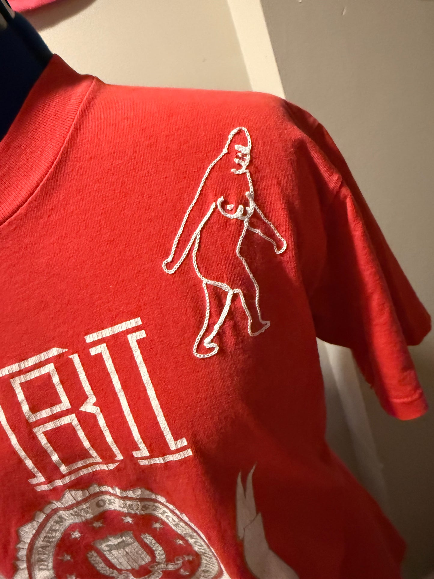 The Jersey Devil VTG Red FBI Academy S/S Tee - LG