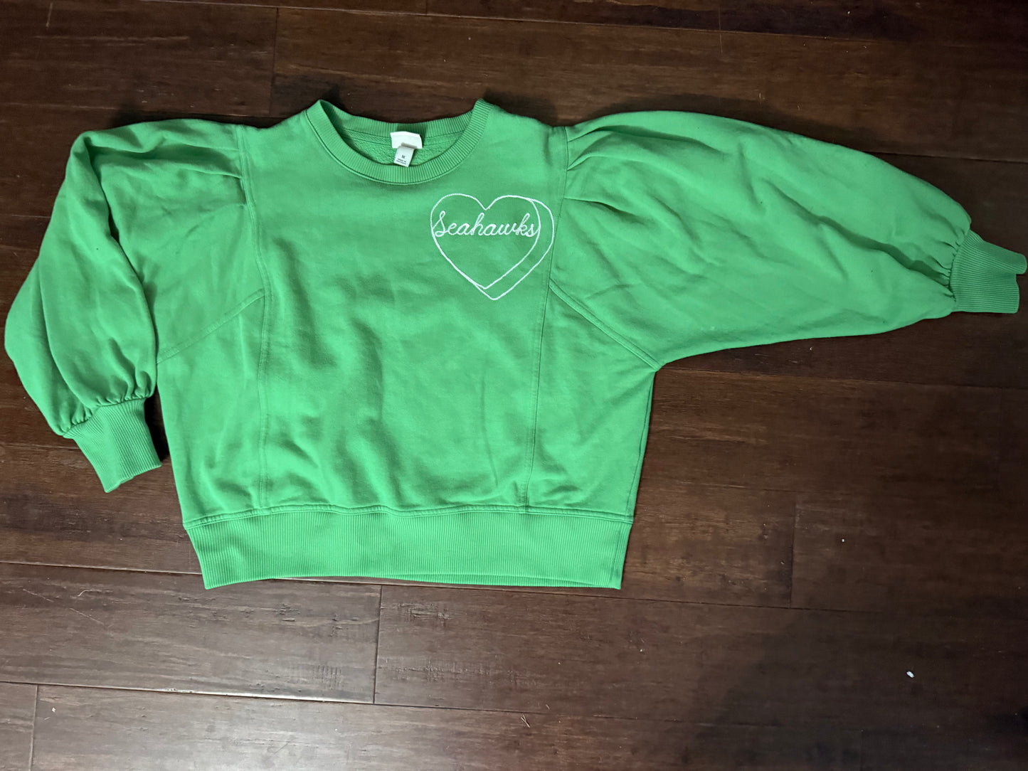 I <3 the Seahawks Green Puff Sleeve Crewneck Pullover Sweatshirt - Md