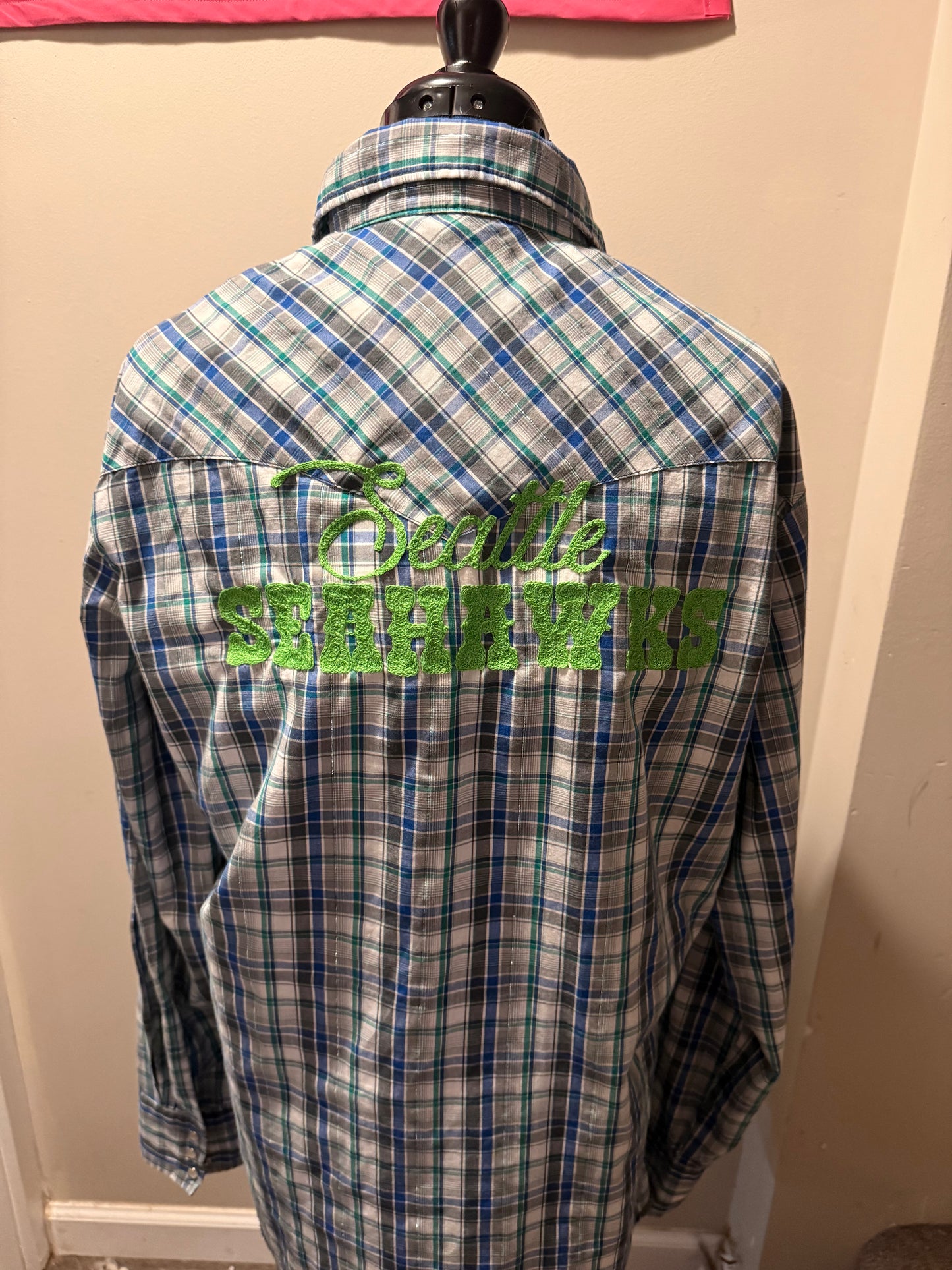 VTG 90s Green, White, Blue Plaid Metallic Seattle Seahawks Western Pearl Snap