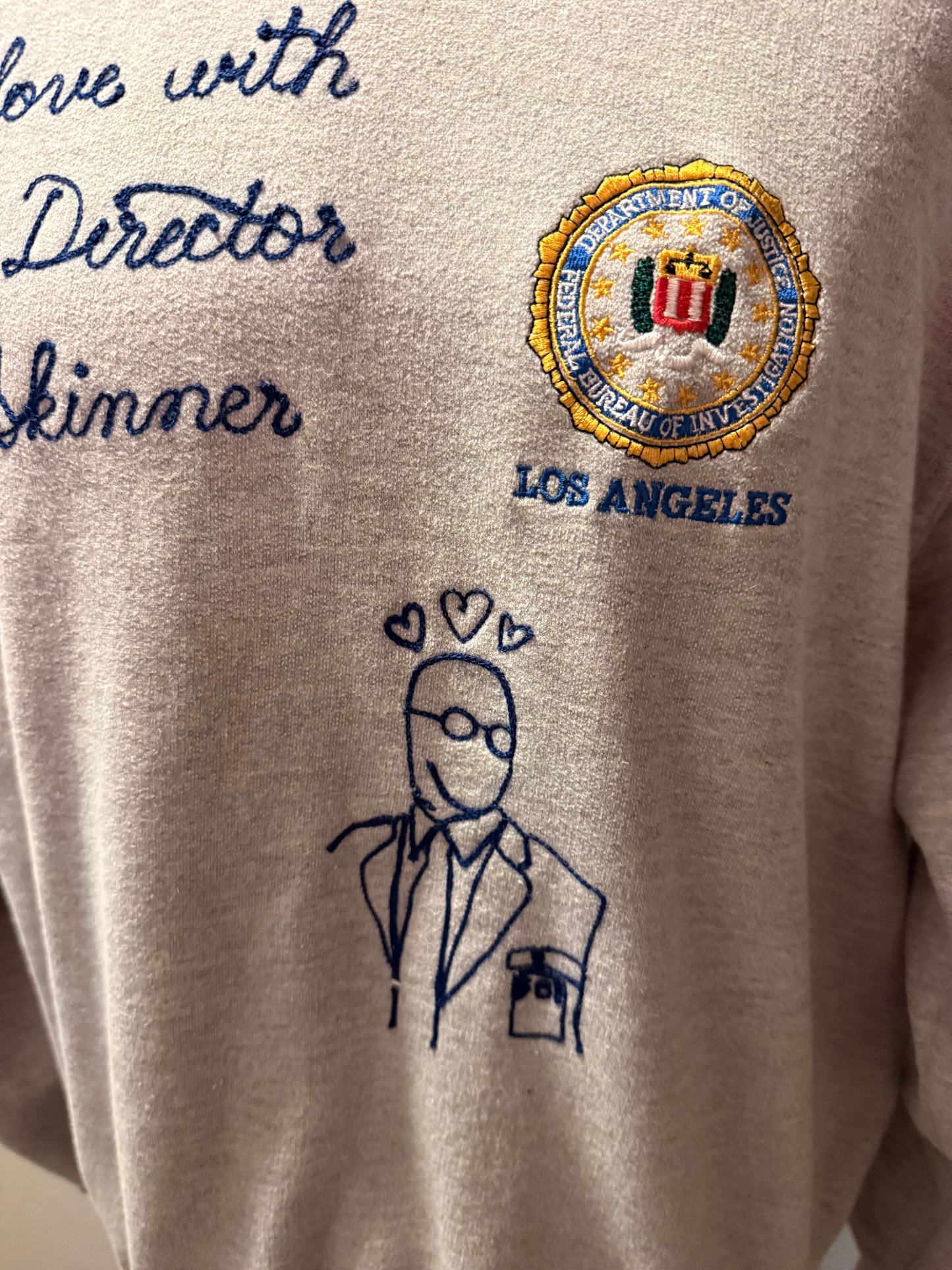 I'm in love with Asst Dir Skinner Gray L/S Crewneck Sweatshirt - LG