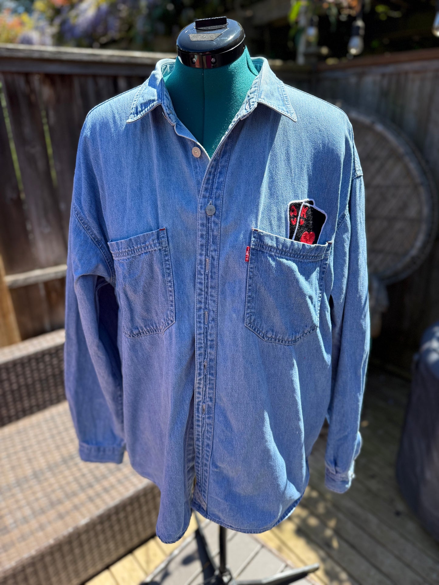 "King of Hearts" Pocket Button-Up Light Denim Levi's Top