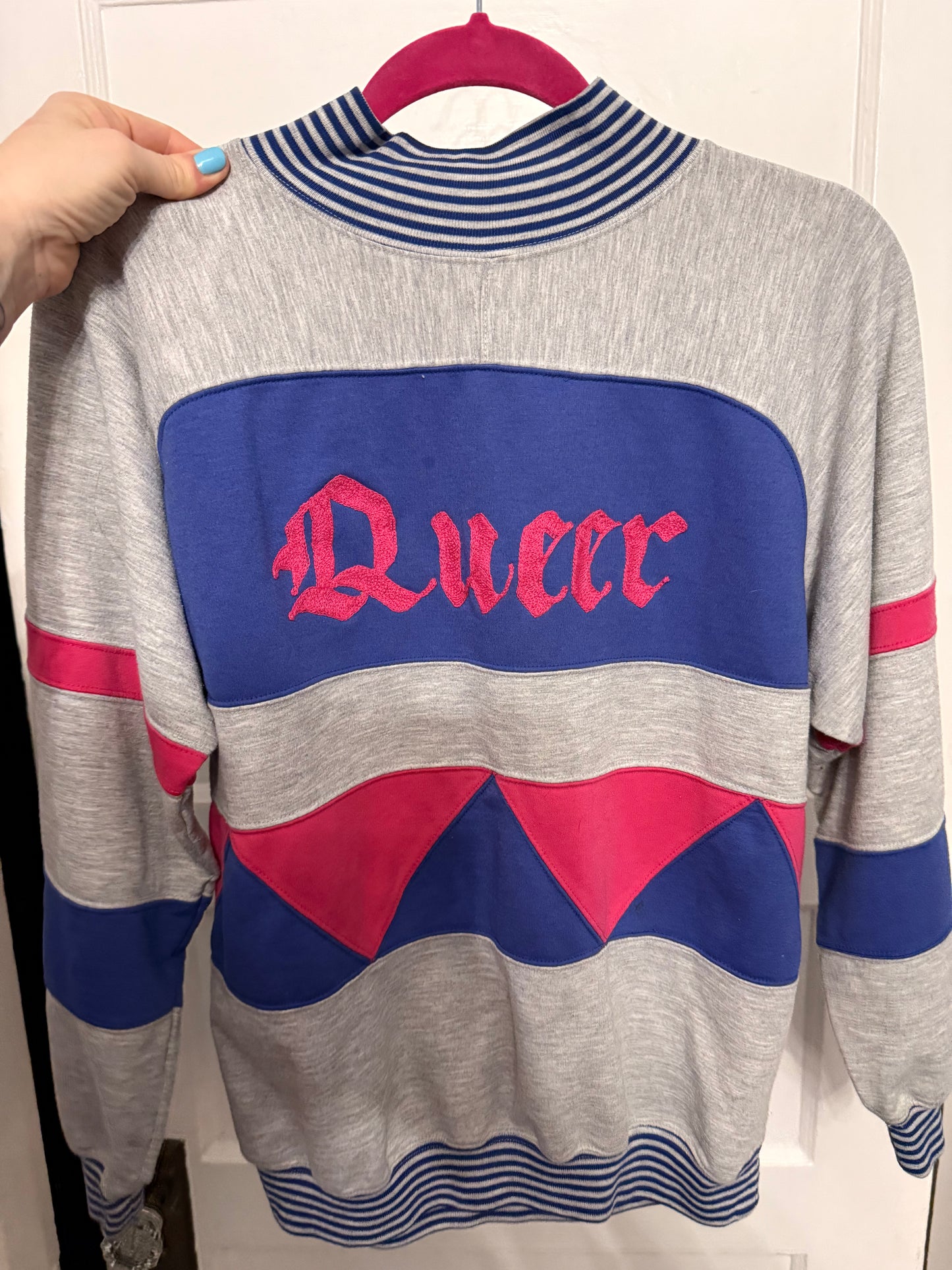 Queer Vintage Mockneck Gray, Purple, Pink L/S Top