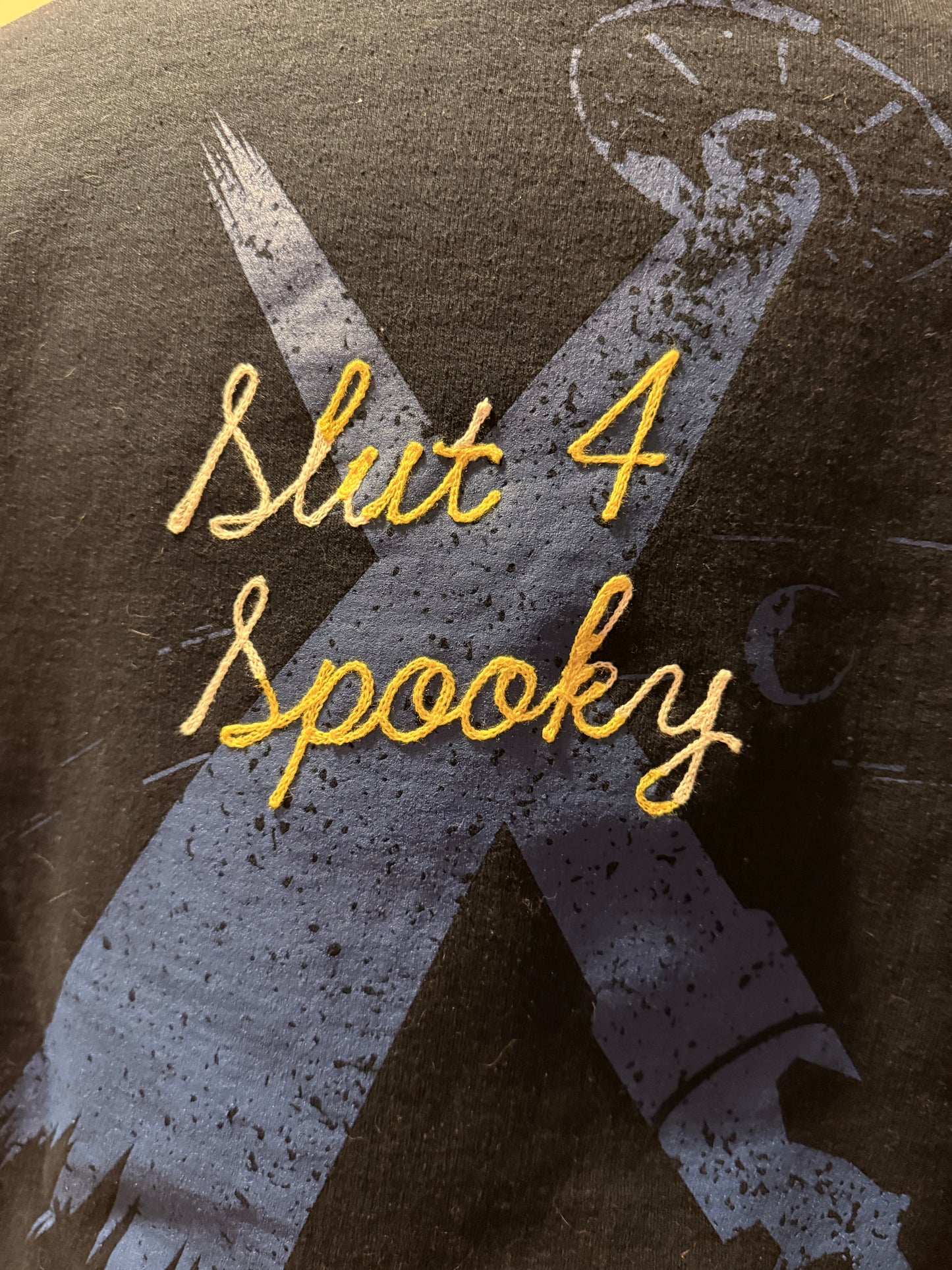 Bi in FBI | Slut 4 Spooky Navy UFO L/S Crewneck Sweatshirt - MD