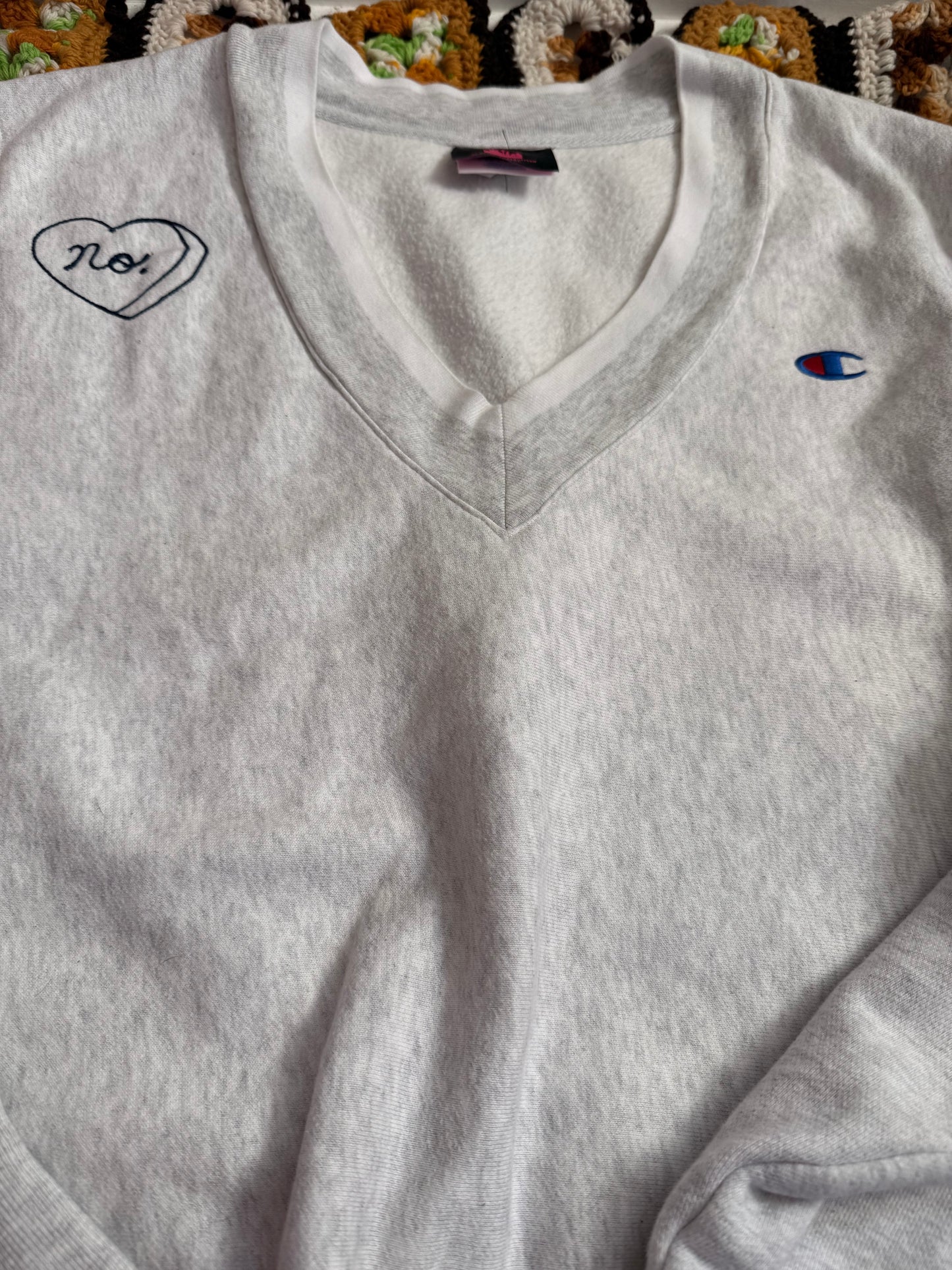 No. Gray Vintage Deep V-Neck Oversized Champion Sweatshirt - Medium