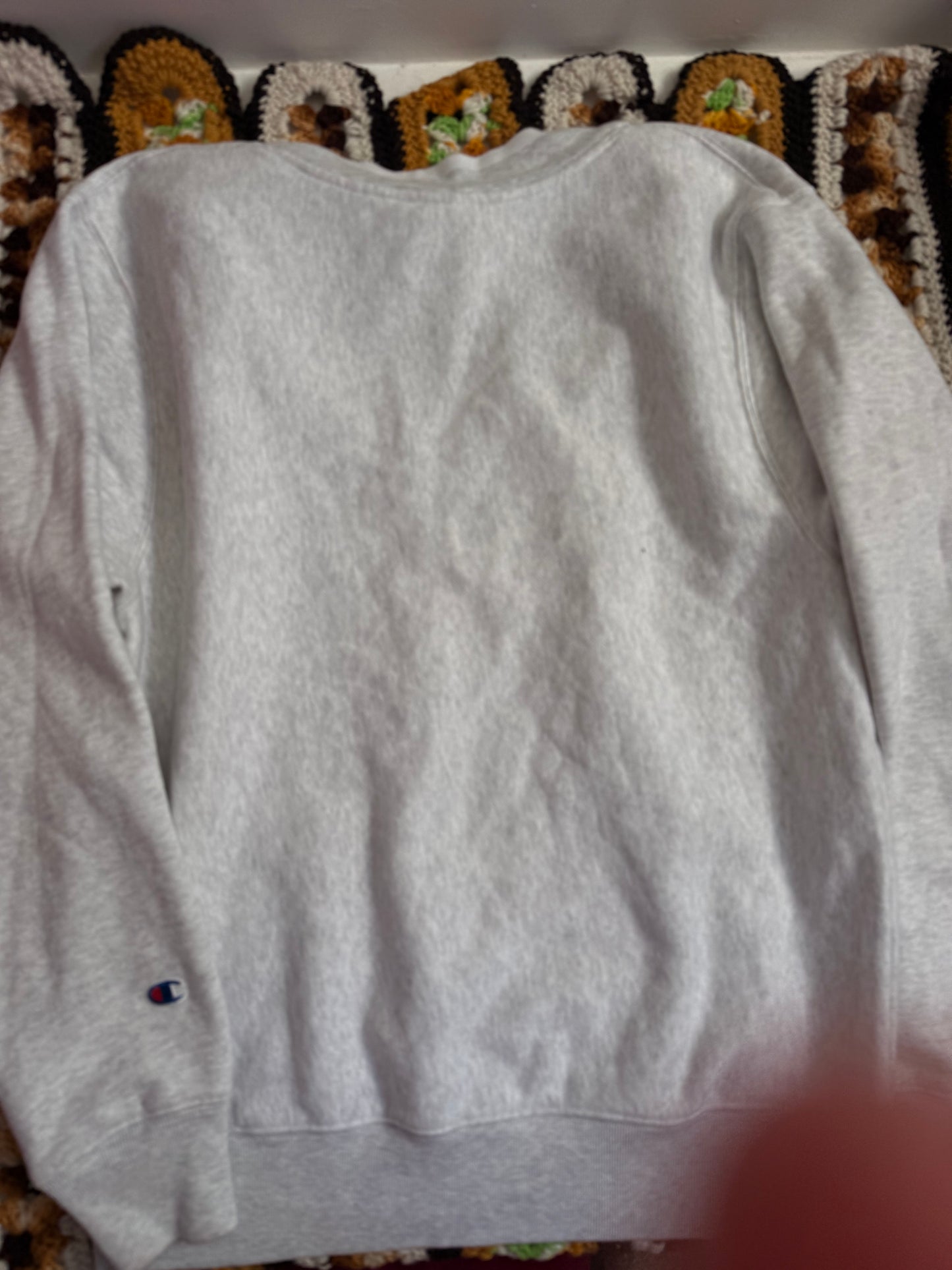 No. Gray Vintage Deep V-Neck Oversized Champion Sweatshirt - Medium