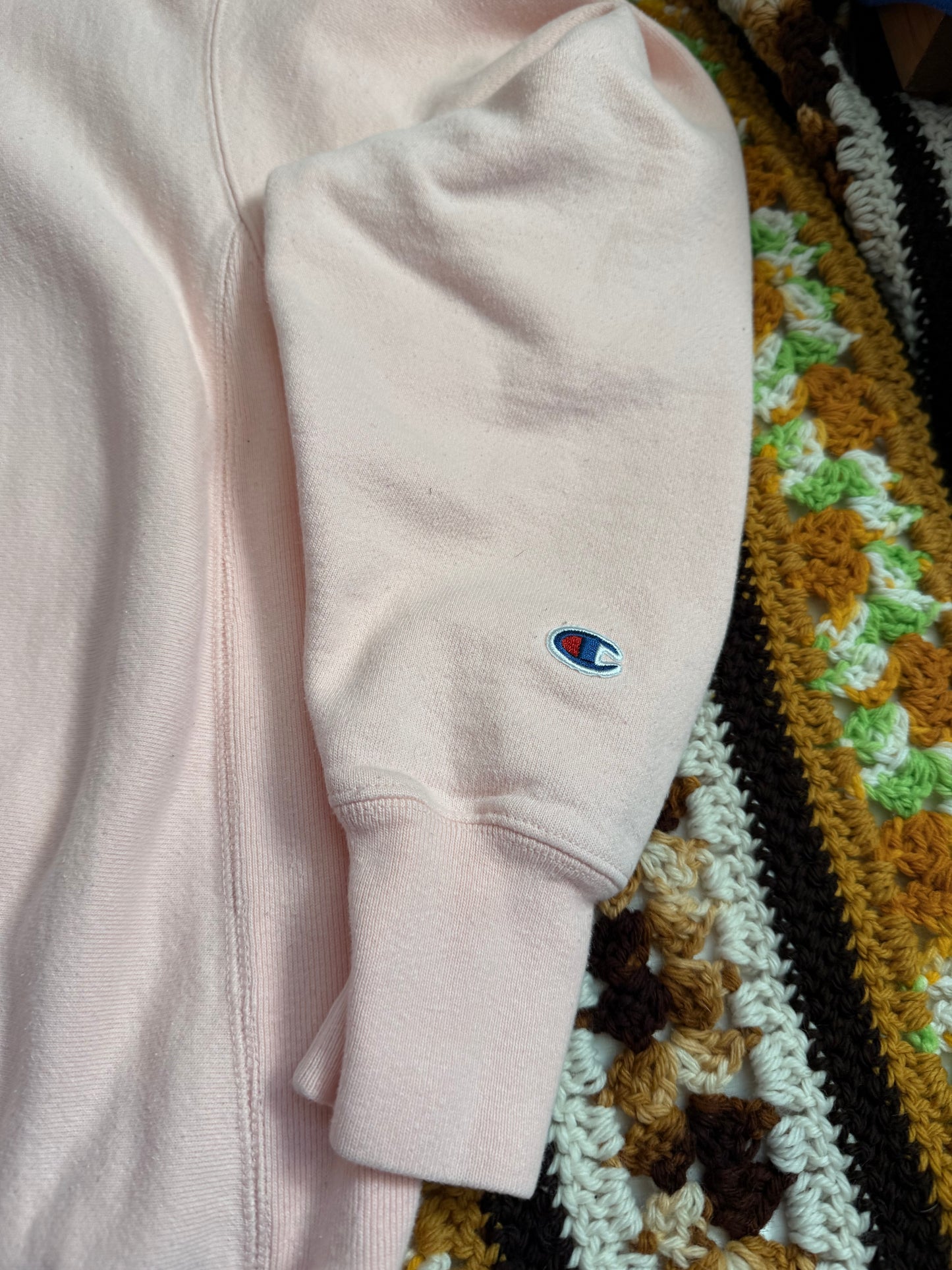 I <3 Carbs Vintage Light Pink Champion Sweatshirt - Small