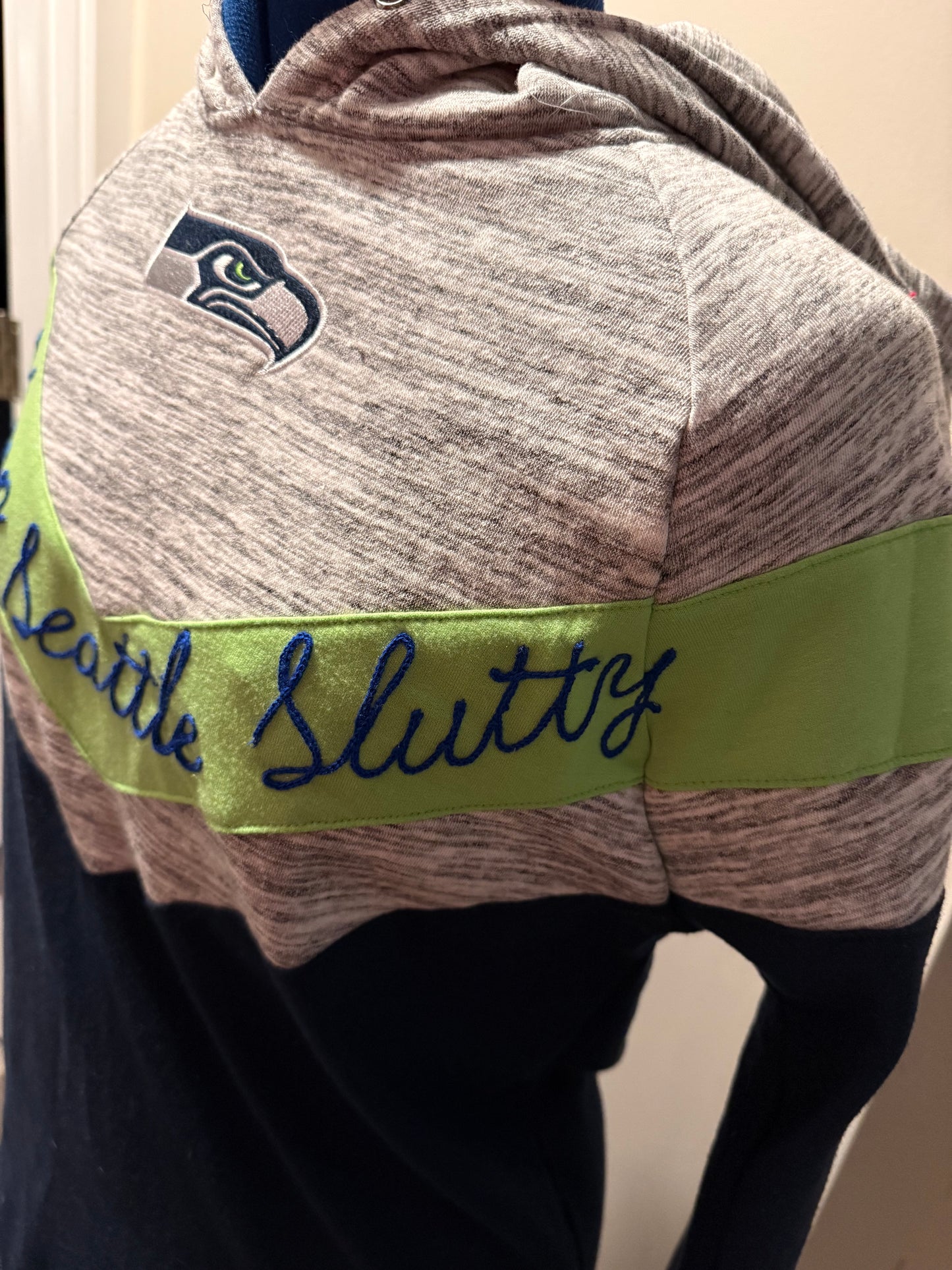 Seattle Seahawks "Keep Seattle Slutty" Hooded Light L/S Sweatshirt - Medium