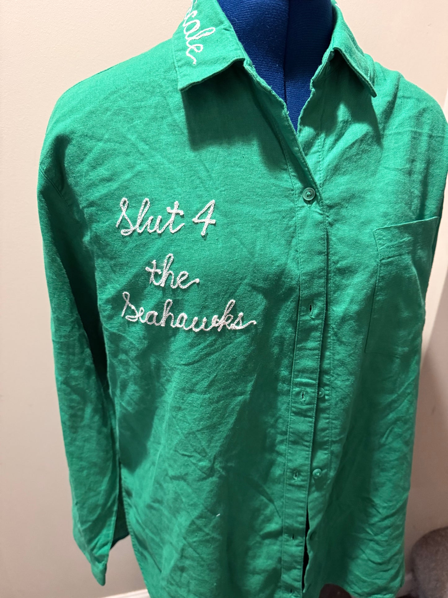 "Slut 4 the Seahawks" Green Button-Up L/S Collared Shirt - MD