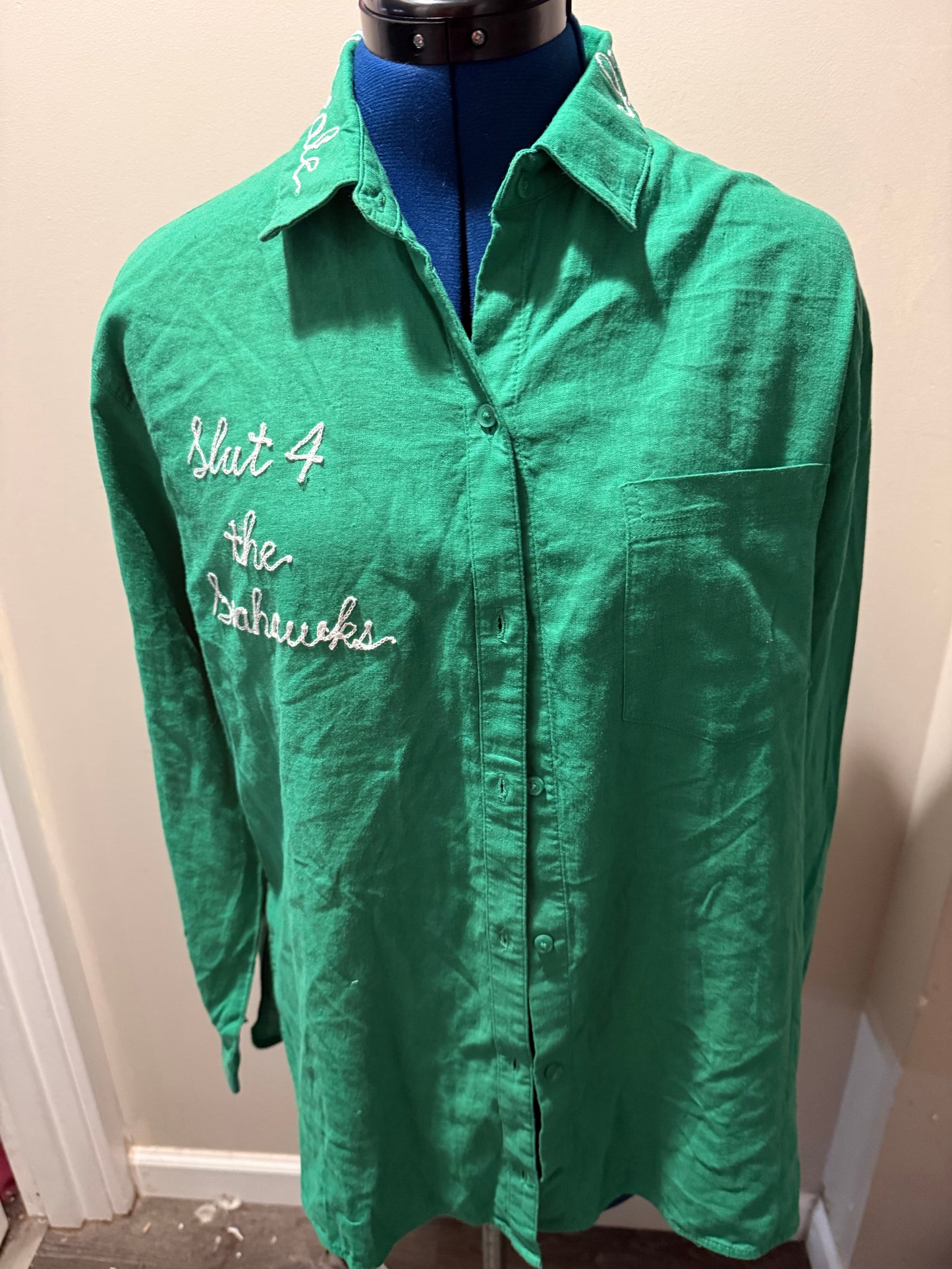 "Slut 4 the Seahawks" Green Button-Up L/S Collared Shirt - MD